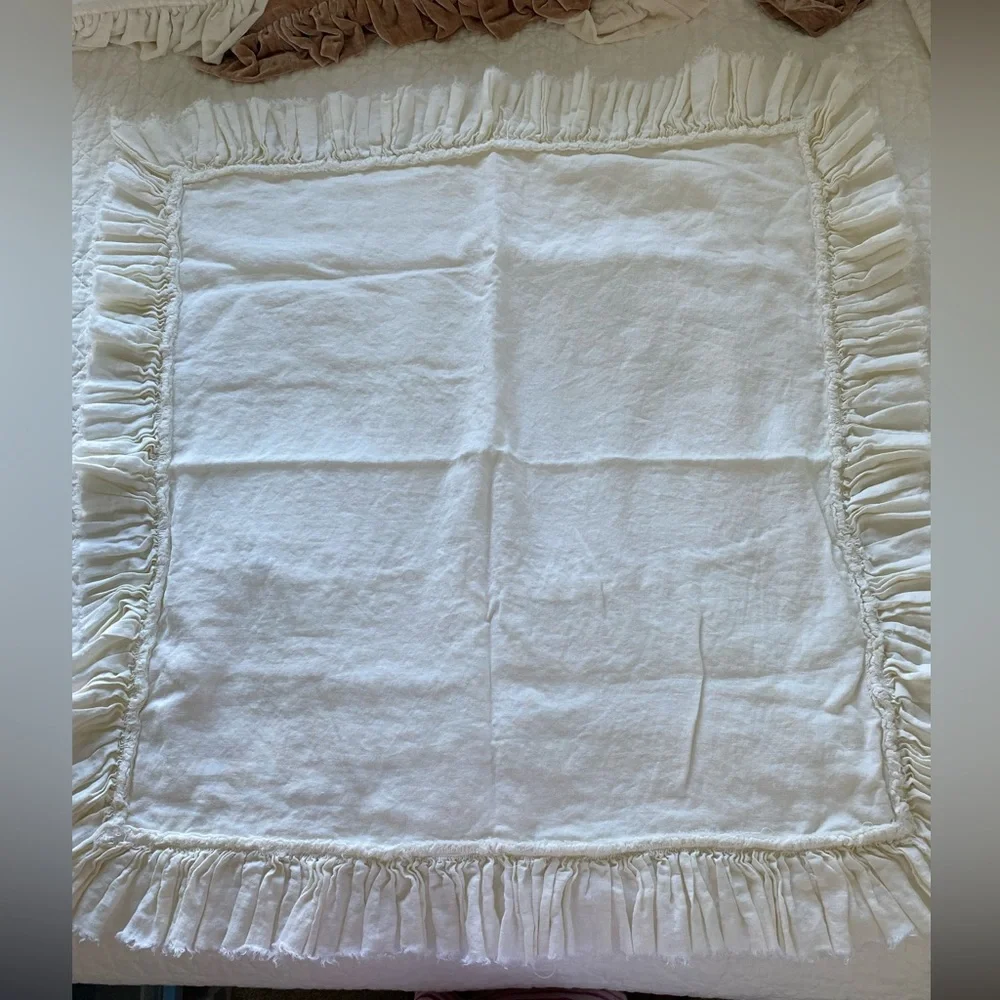 Pair of Matteo Tat Linen Euro Sham